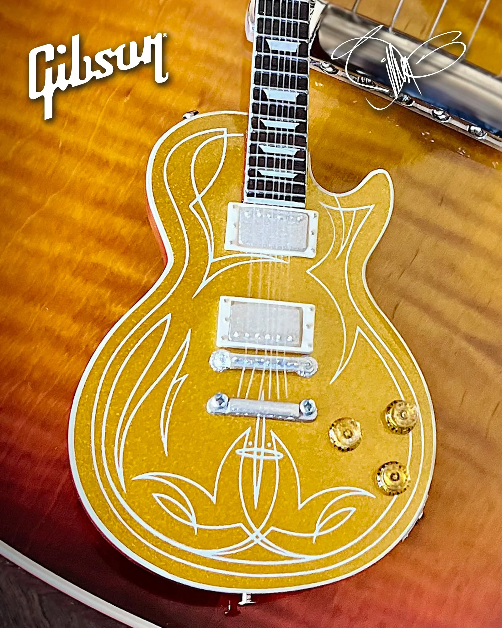 BILLY F GIBBONS "PINSTRIPE" GIBSON LES PAUL GOLDTOP MINI GUITAR MODEL - Image 2