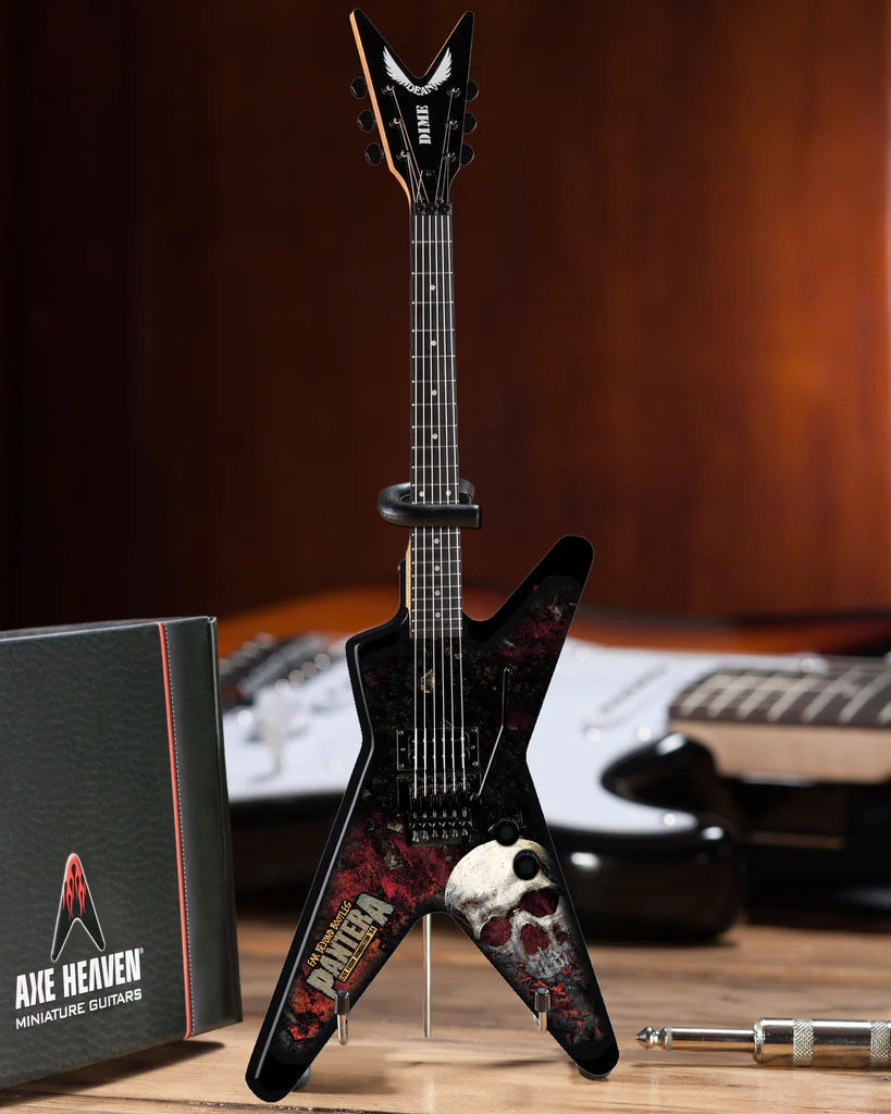 PANTERA - DEAN DIMEBAG - FAR BEYOND BOOTLEG ARTIST PROOF MINI GUITAR