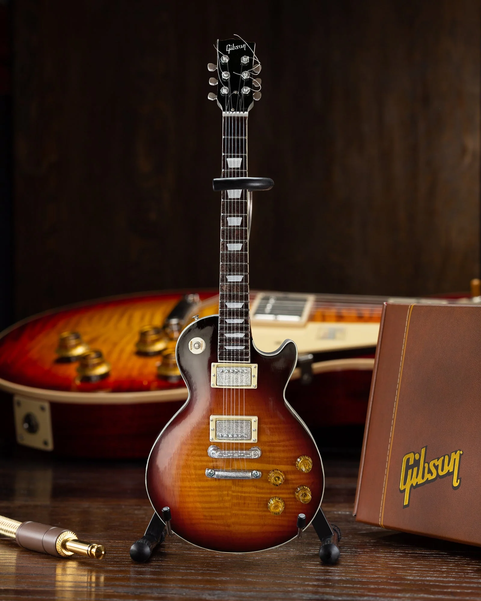 DUANE ALLMAN SET OF 3 GIBSON LES PAUL SIGNATURE MINI GUITAR MODELS - Image 4