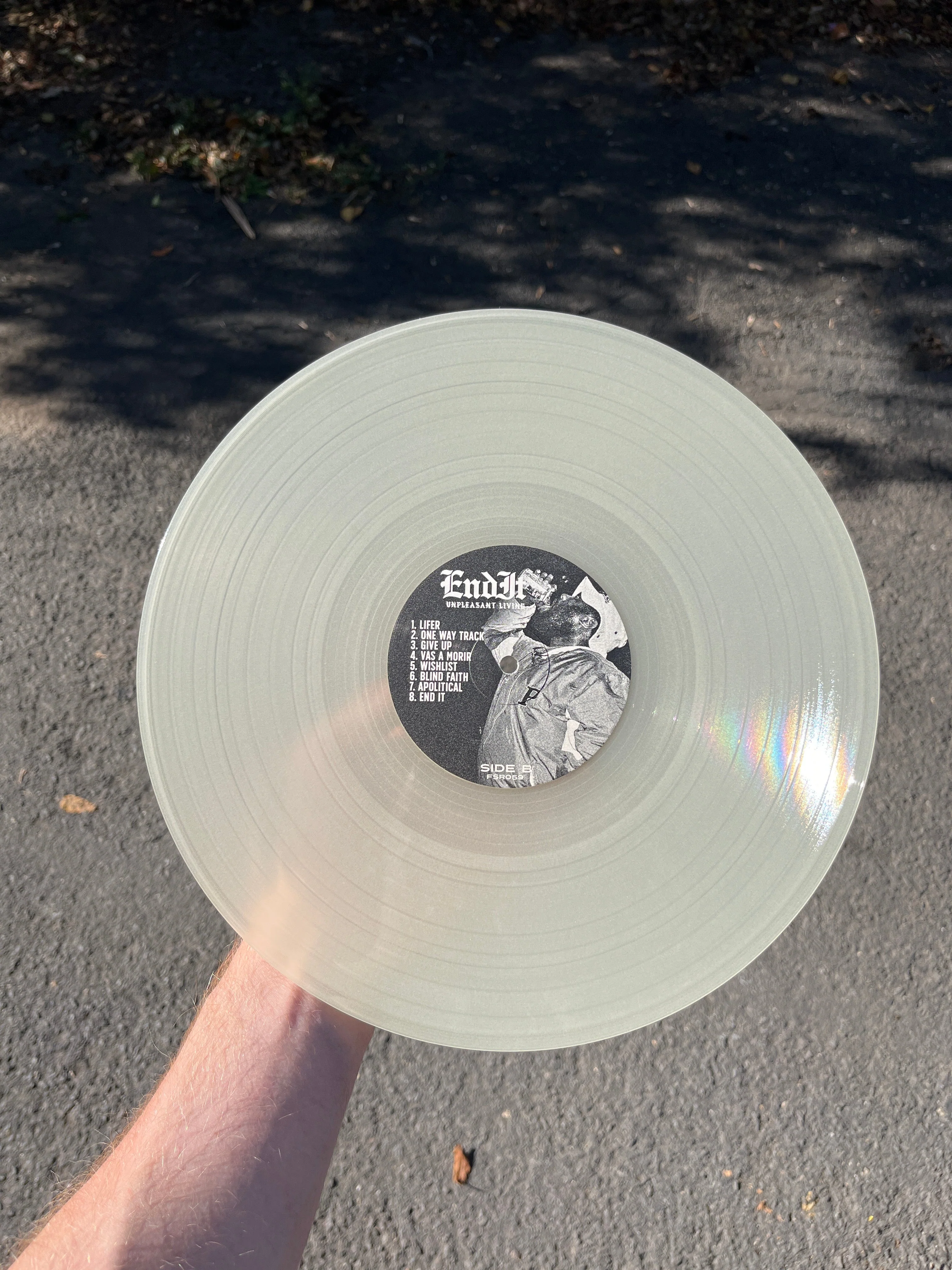 END IT ‘UNPLEASANT LIVING’ - LTD. 300 - GLOW IN THE DARK - Image 2