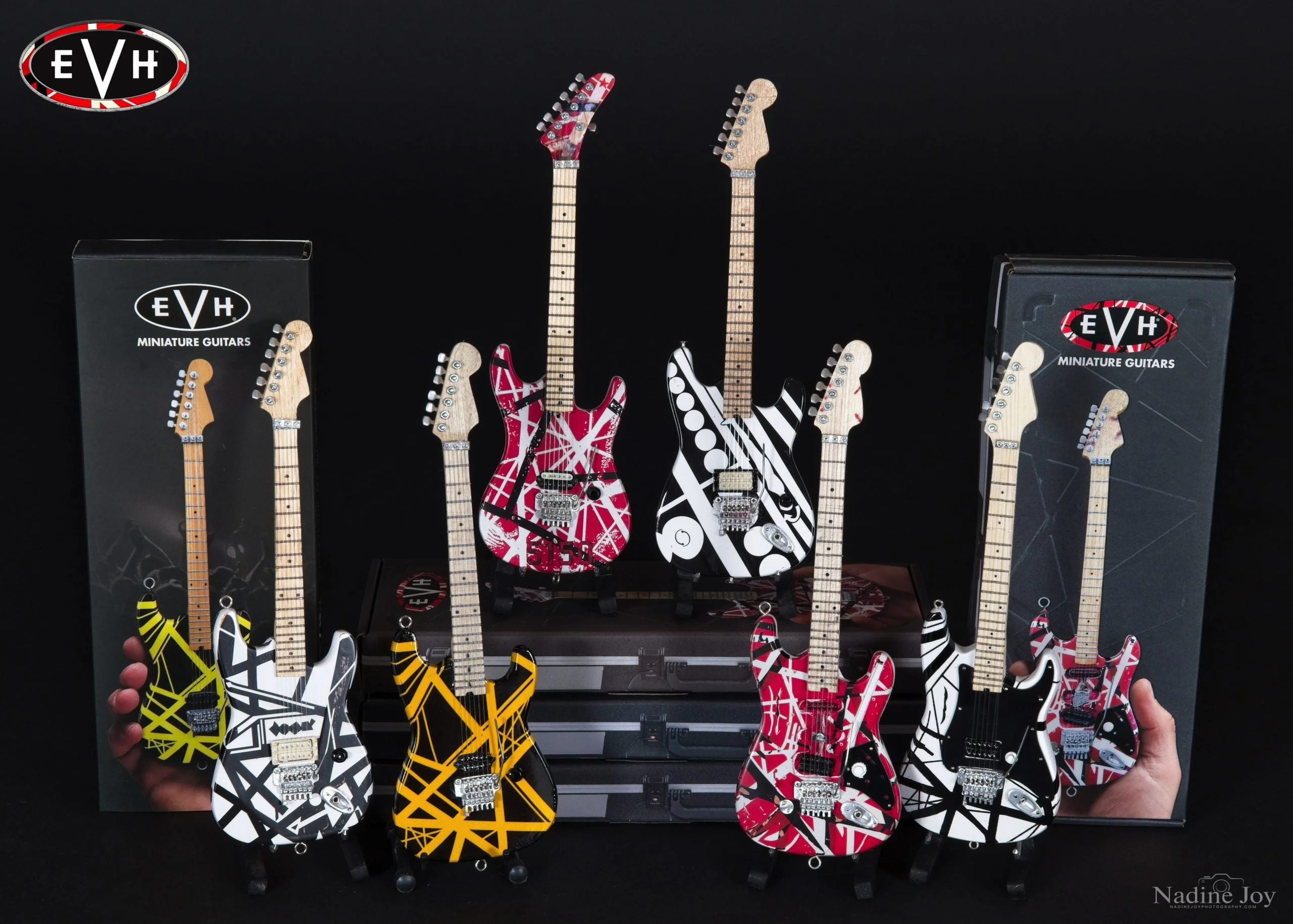 EVH SET OF 6 EDDIE VAN HALEN MINI GUITAR REPLICA COLLECTIBLES - OFFICIALLY LICENSED - Image 2