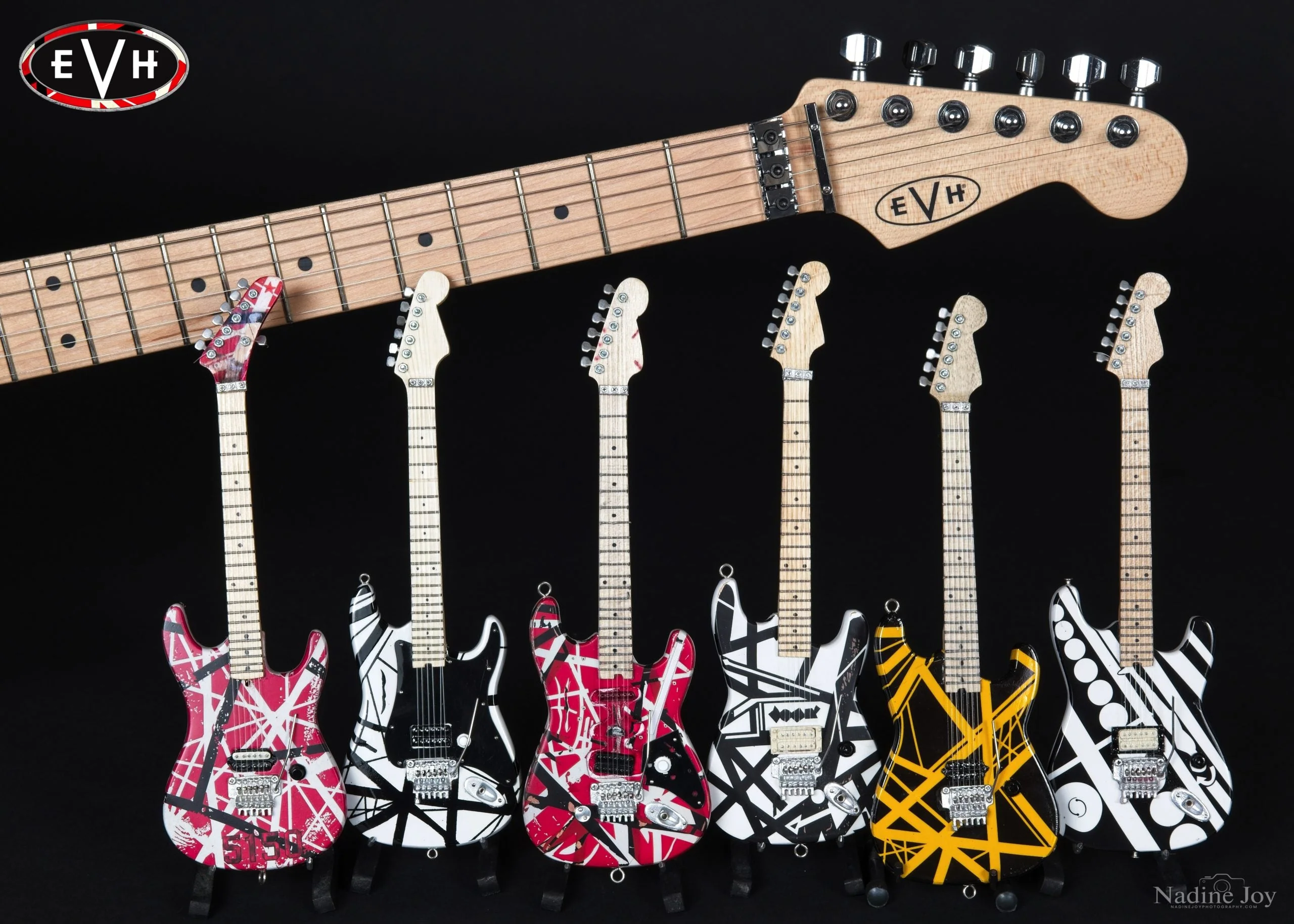 EVH SET OF 6 EDDIE VAN HALEN MINI GUITAR REPLICA COLLECTIBLES - OFFICIALLY LICENSED - Image 4