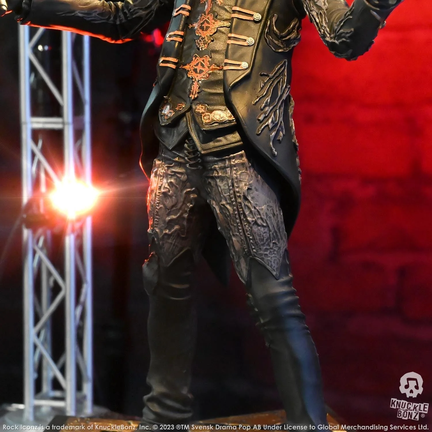 GHOST PAPA EMERITUS IV MILITARY ROCK ICONZ KNUCKLEBONZ STATUE - Image 4