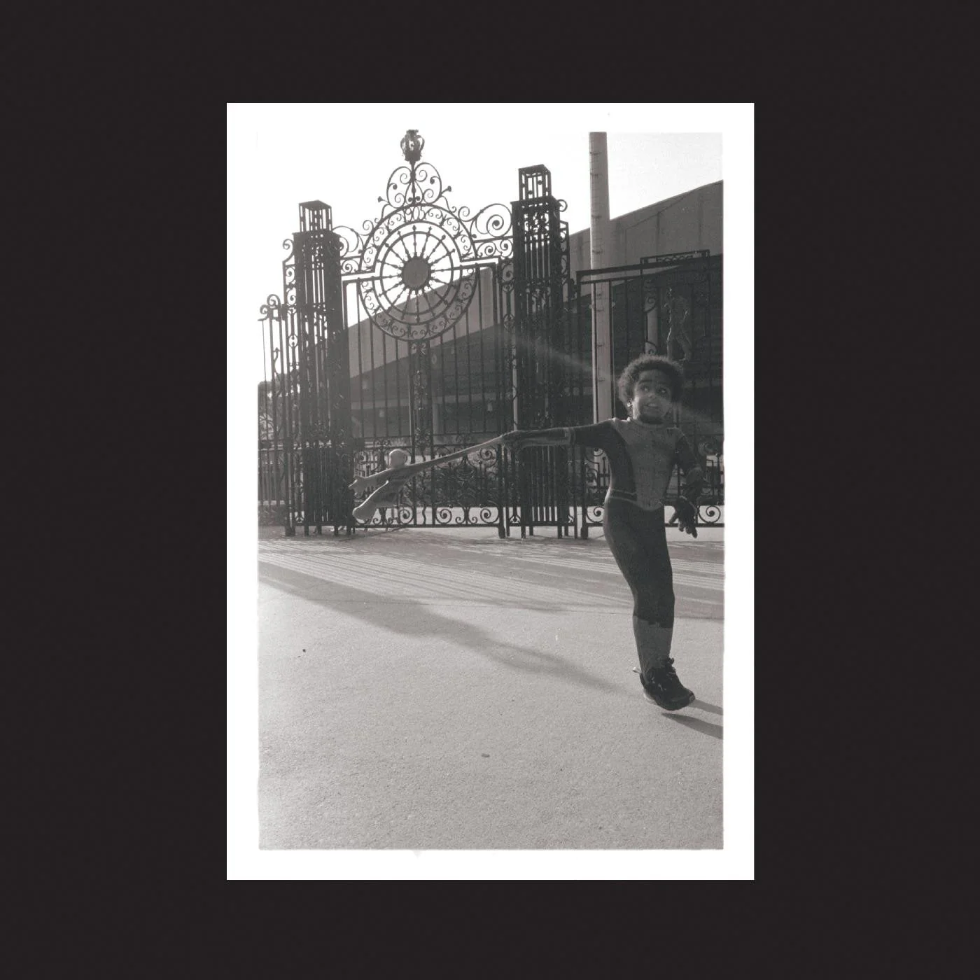 IRREVERSIBLE ENTANGLEMENTS (MOOR MOTHER) 'OPEN THE GATES' LP - SANDS OF COLOR - Image 2