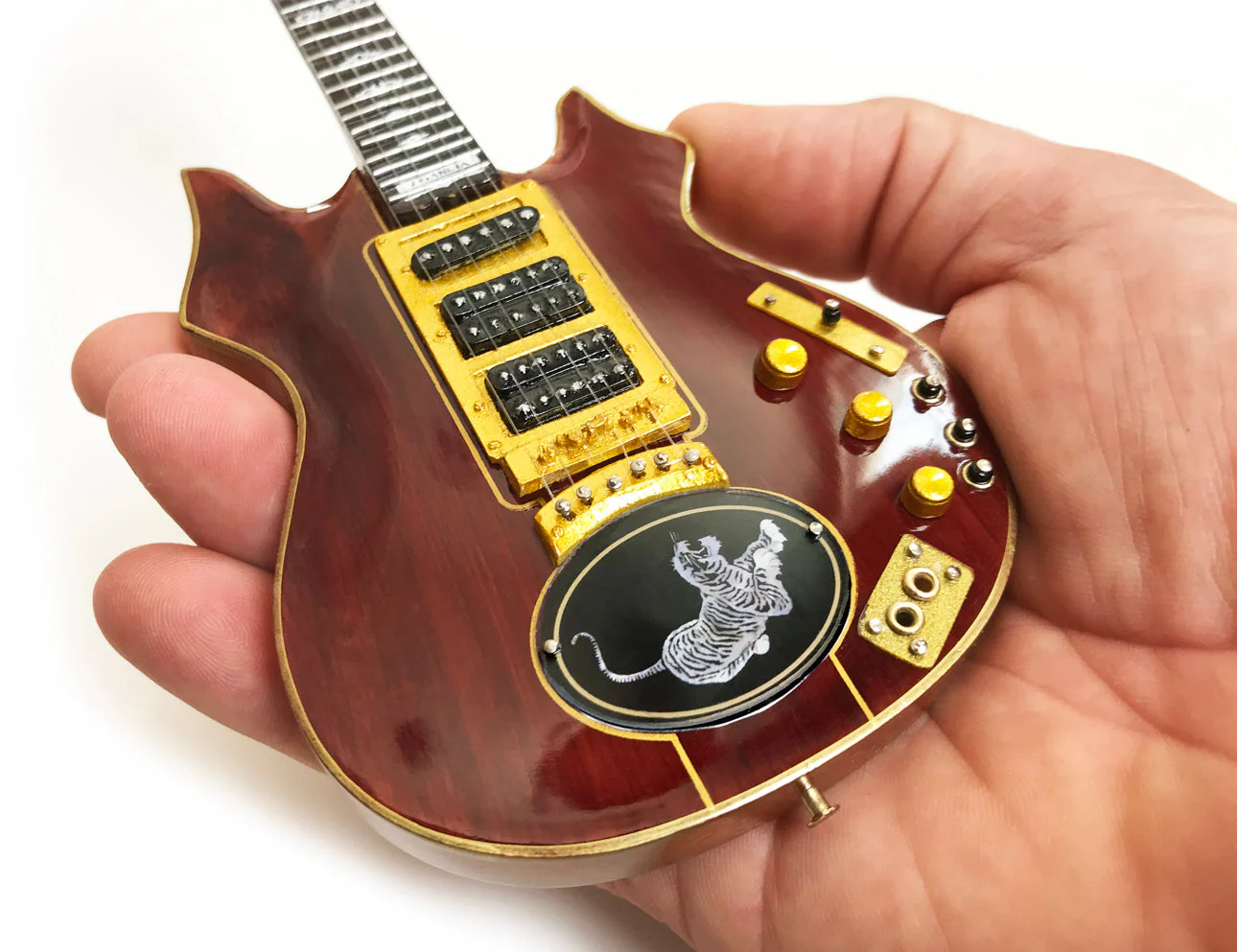 JERRY GARCIA™ TIGER™ TRIBUTE MINI GUITAR REPLICA - OFFICIALLY LICENSED - Image 6