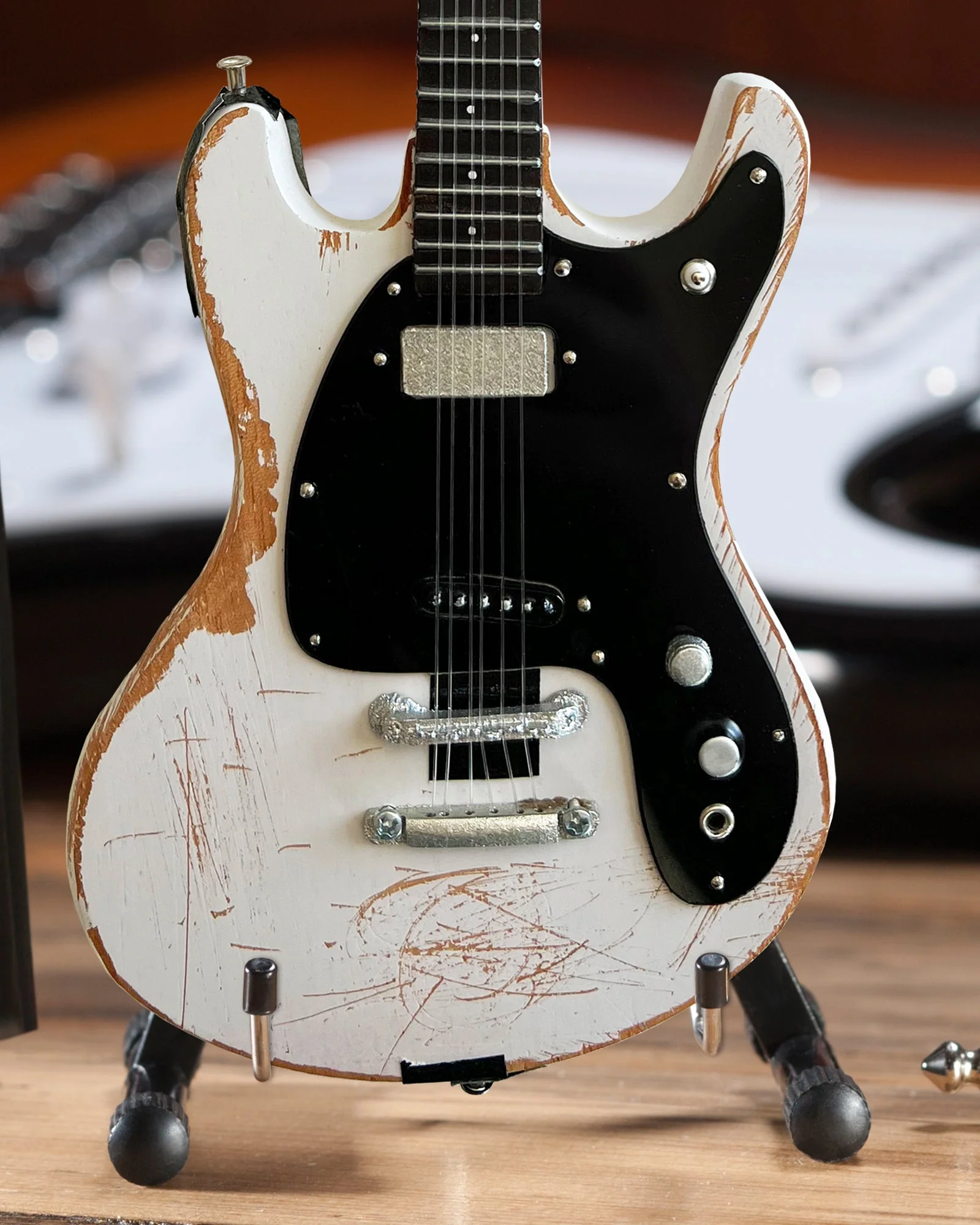 JOHNNY RAMONE SIGNATURE 1965 MOSRITE VENTURES II MINI GUITAR MODEL - Image 6