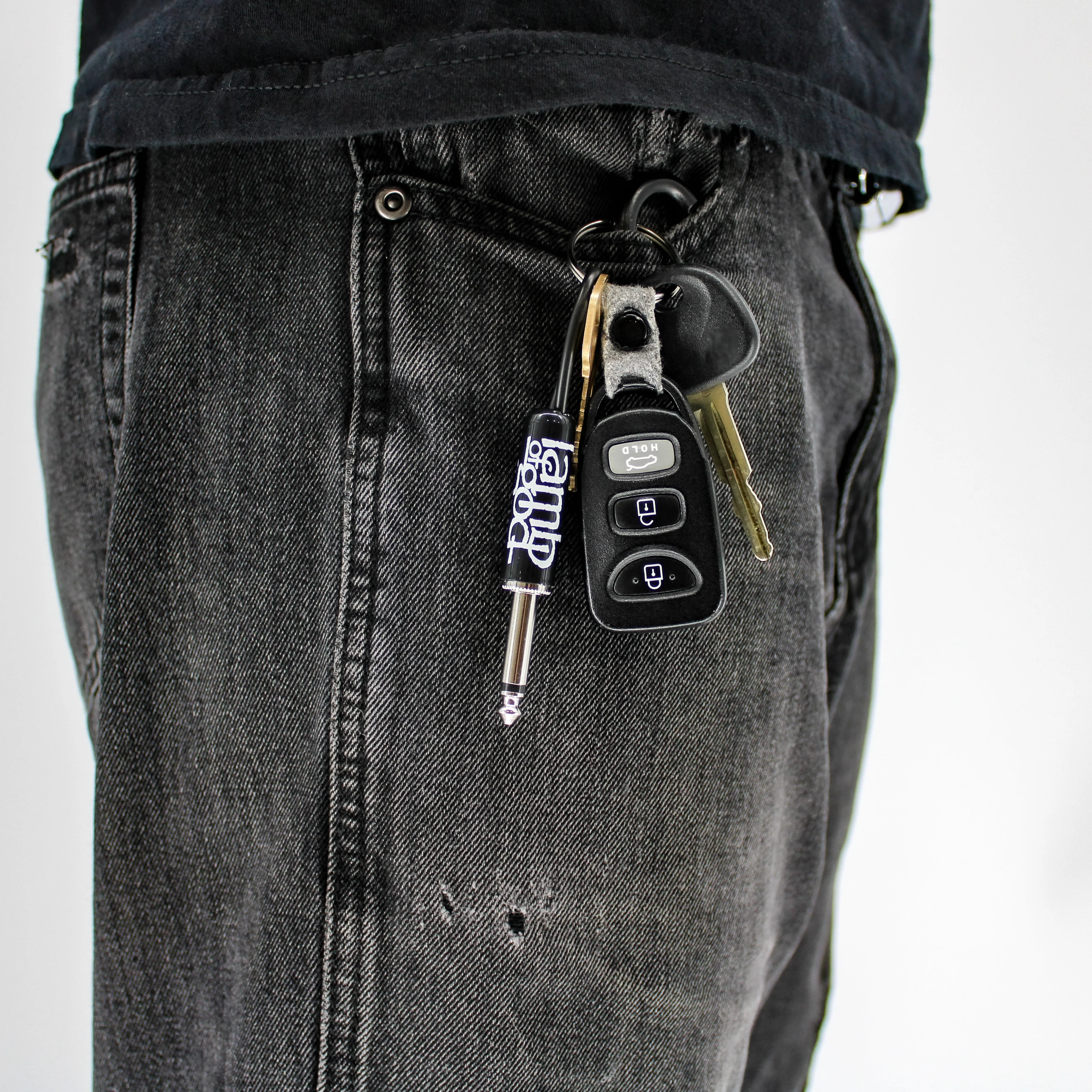 LAMB OF GOD LOGO GUITAR PLUG KEYCHAIN - Image 4