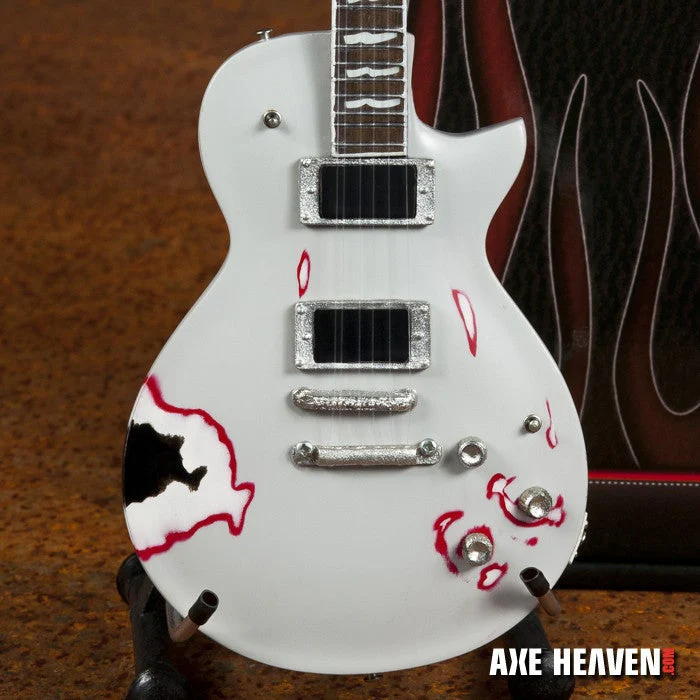METALLICA - JAMES HETFIELD - GREY TRUCKSTER MINI GUITAR - Image 2
