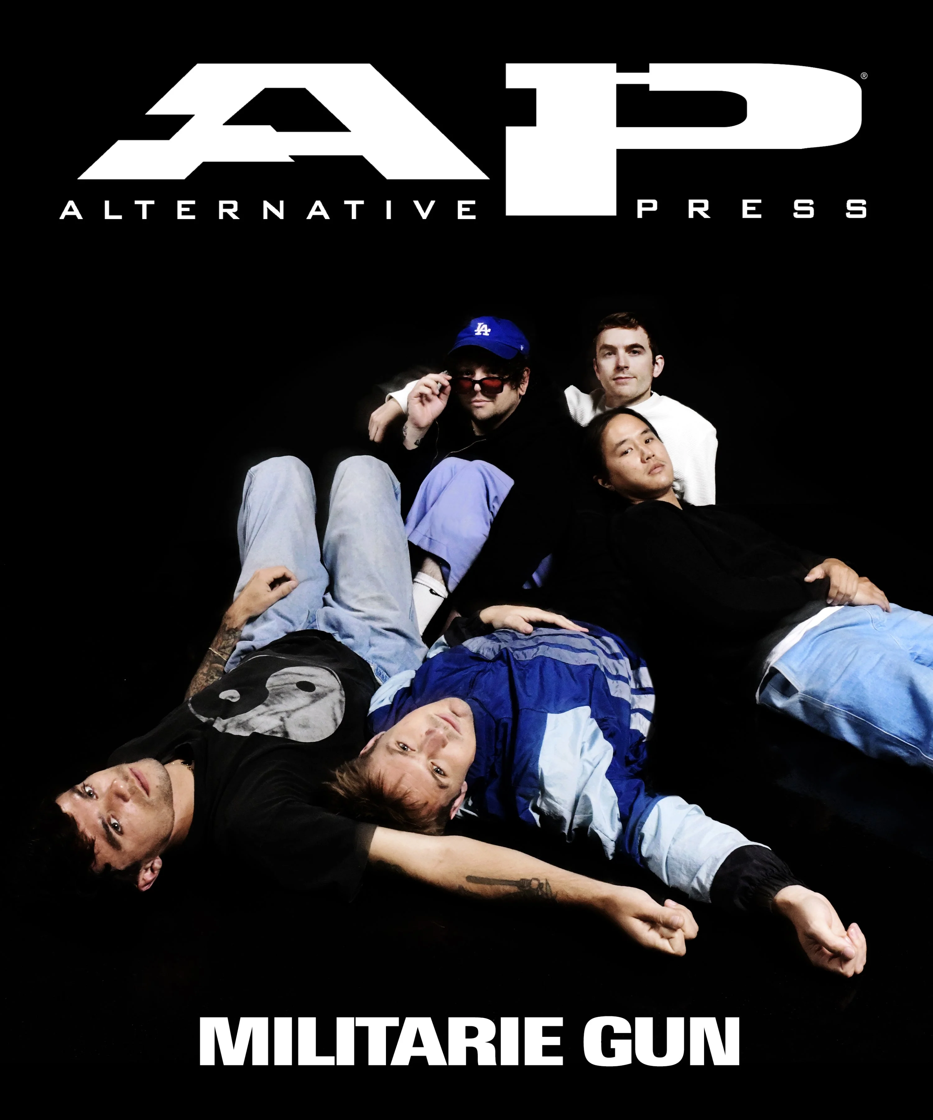 ALTERNATIVE PRESS WINTER 2023 ISSUE FEATURING MILITARIE GUN + 'MILITARE GUN' 7" - EXCLUSIVE - LTD. 500 - BLUE TRANSPARENT - Image 2