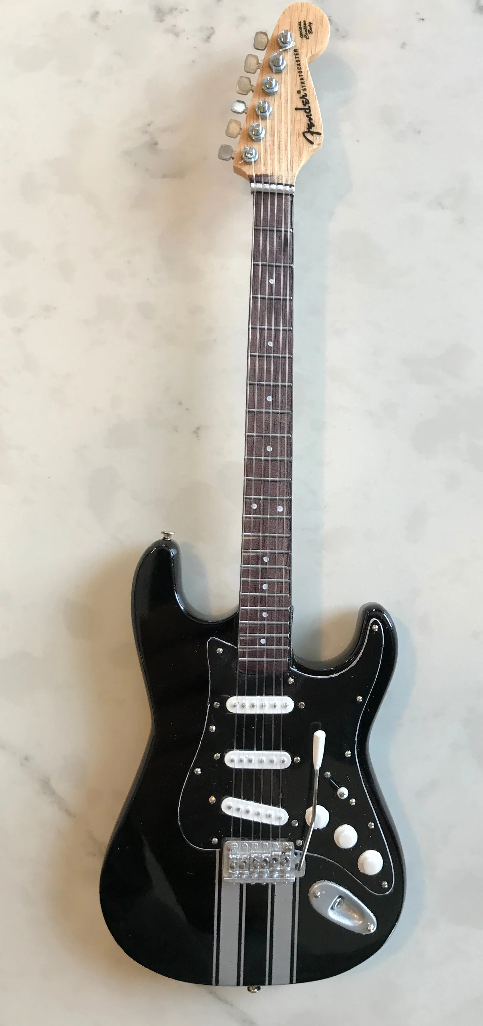 OFFICIALLY LICENSED KENNY WAYNE SHEPHERD MINI FENDER™ STRAT™ RACING STRIPES GUITAR MODEL - Image 2