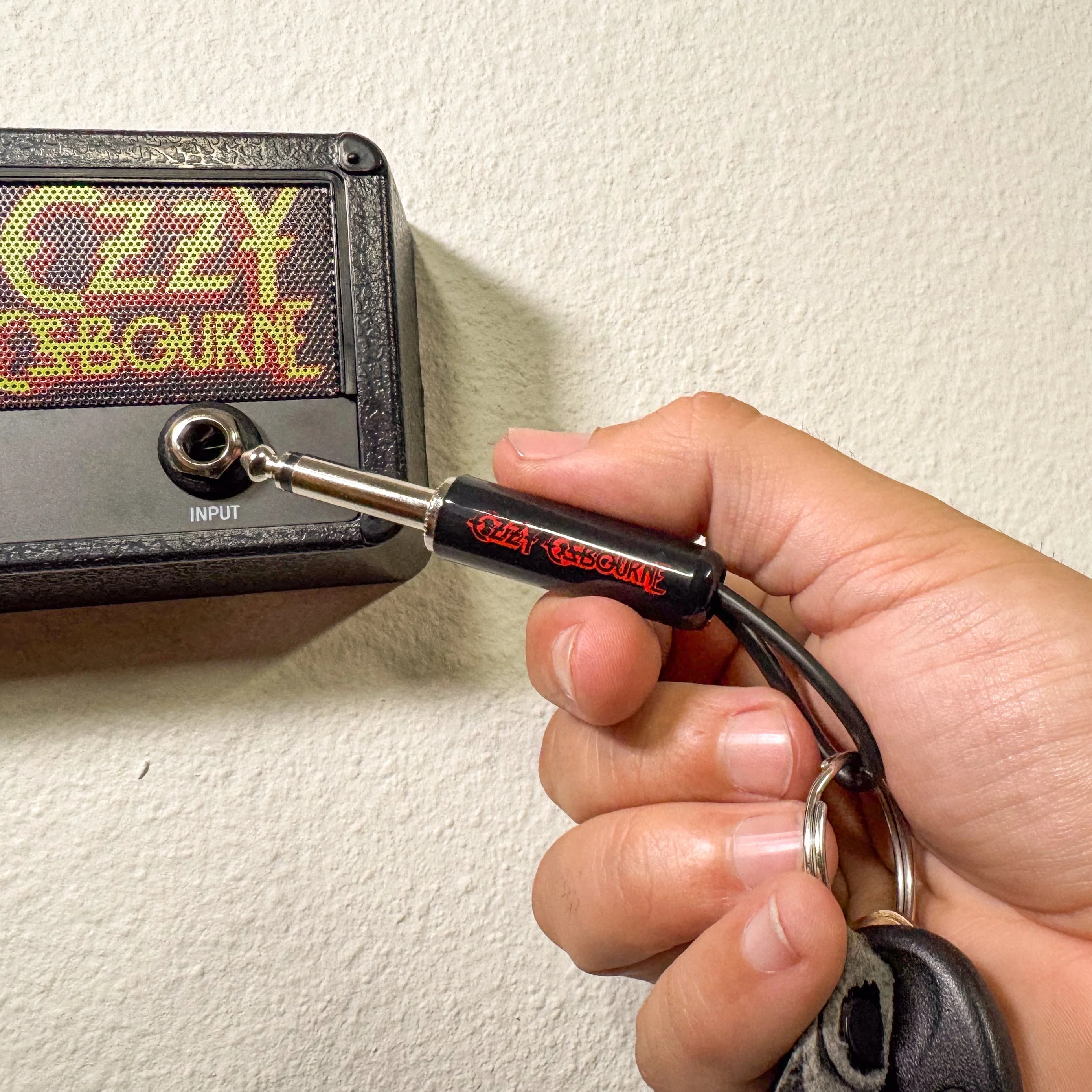 OZZY LOGO GUITAR PLUG KEYCHAIN - Image 3