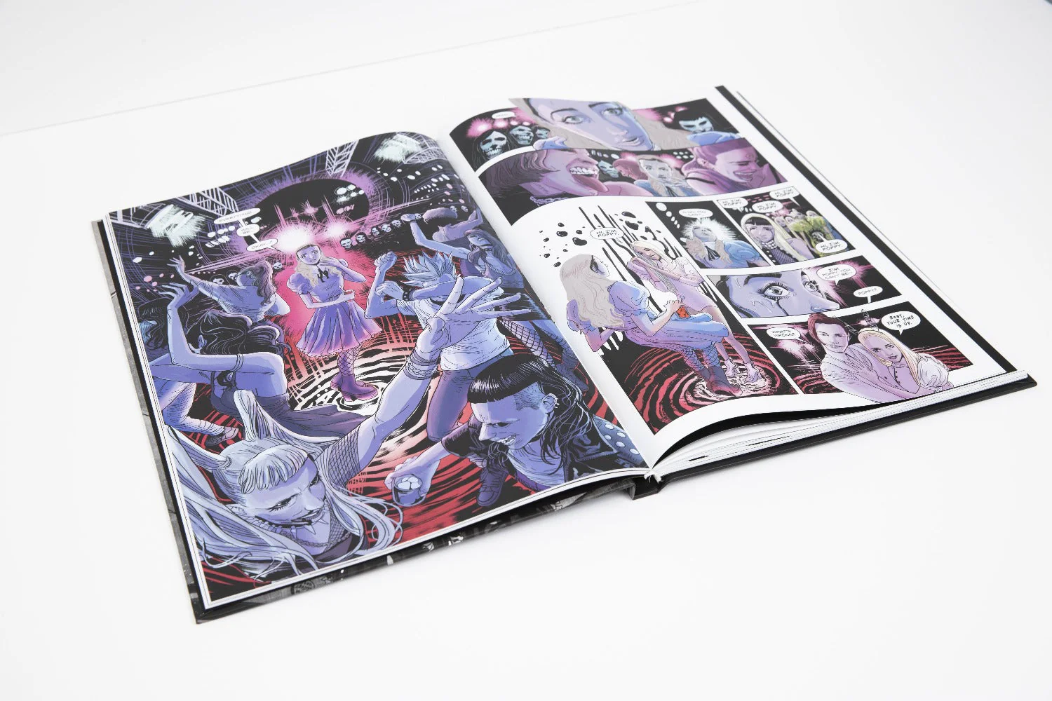 POPPY: POPPY'S INFERNO GRAPHIC NOVEL - PINK HARDCOVER EDITION - Image 2