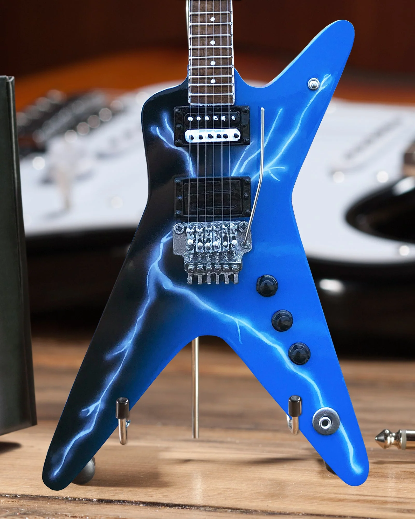 SET OF 3 HANDCRAFTED DEAN DIMEBAG SIGNATURE PANTERA ML MINI GUITAR MODELS - Image 3
