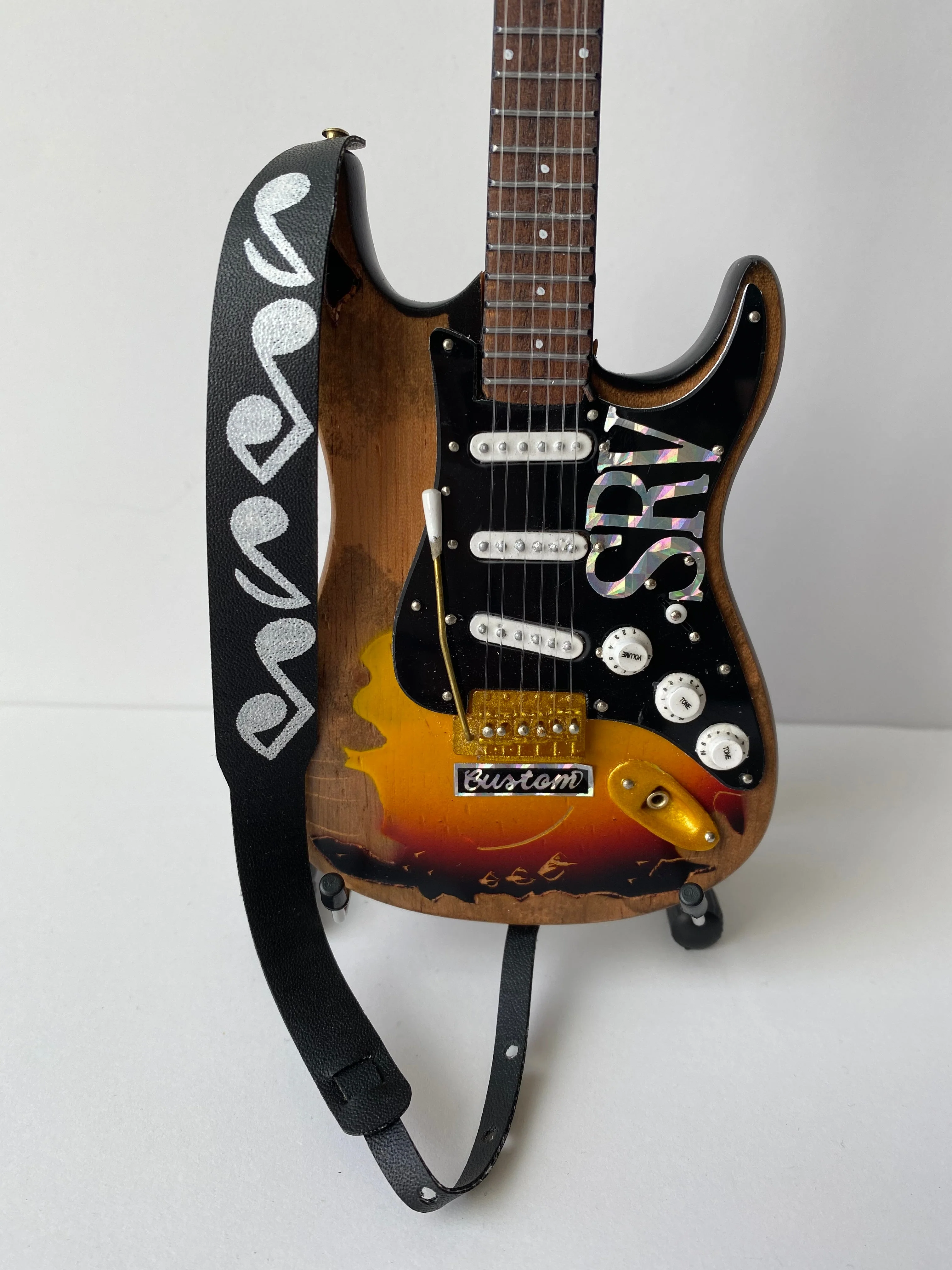 STEVIE RAY VAUGHAN MINI GUITAR STRAP - SRV MUSICAL NOTE BLACK STRAP - AXE HEAVEN®