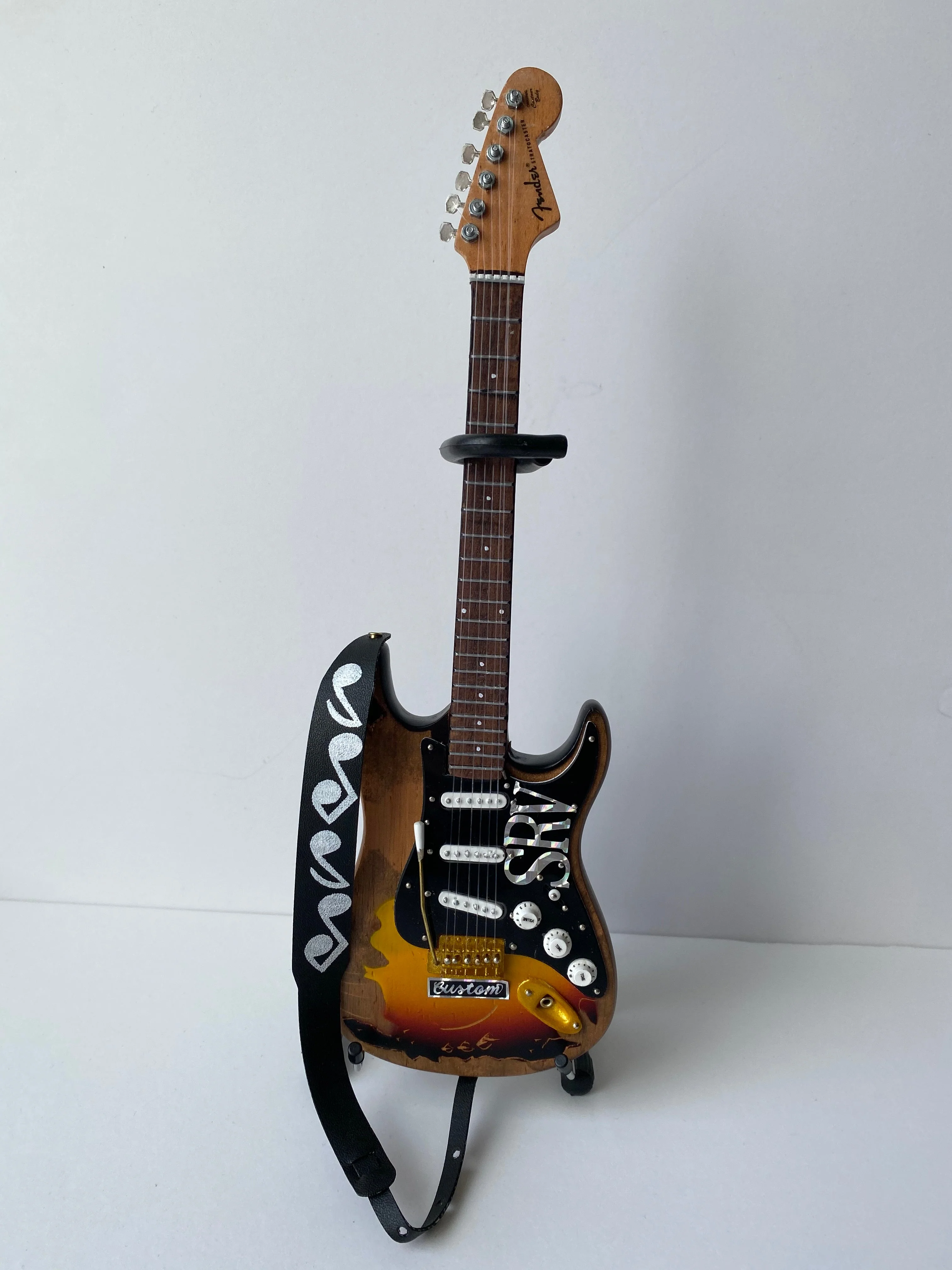 STEVIE RAY VAUGHAN MINI GUITAR STRAP - SRV MUSICAL NOTE BLACK STRAP - AXE HEAVEN® - Image 3
