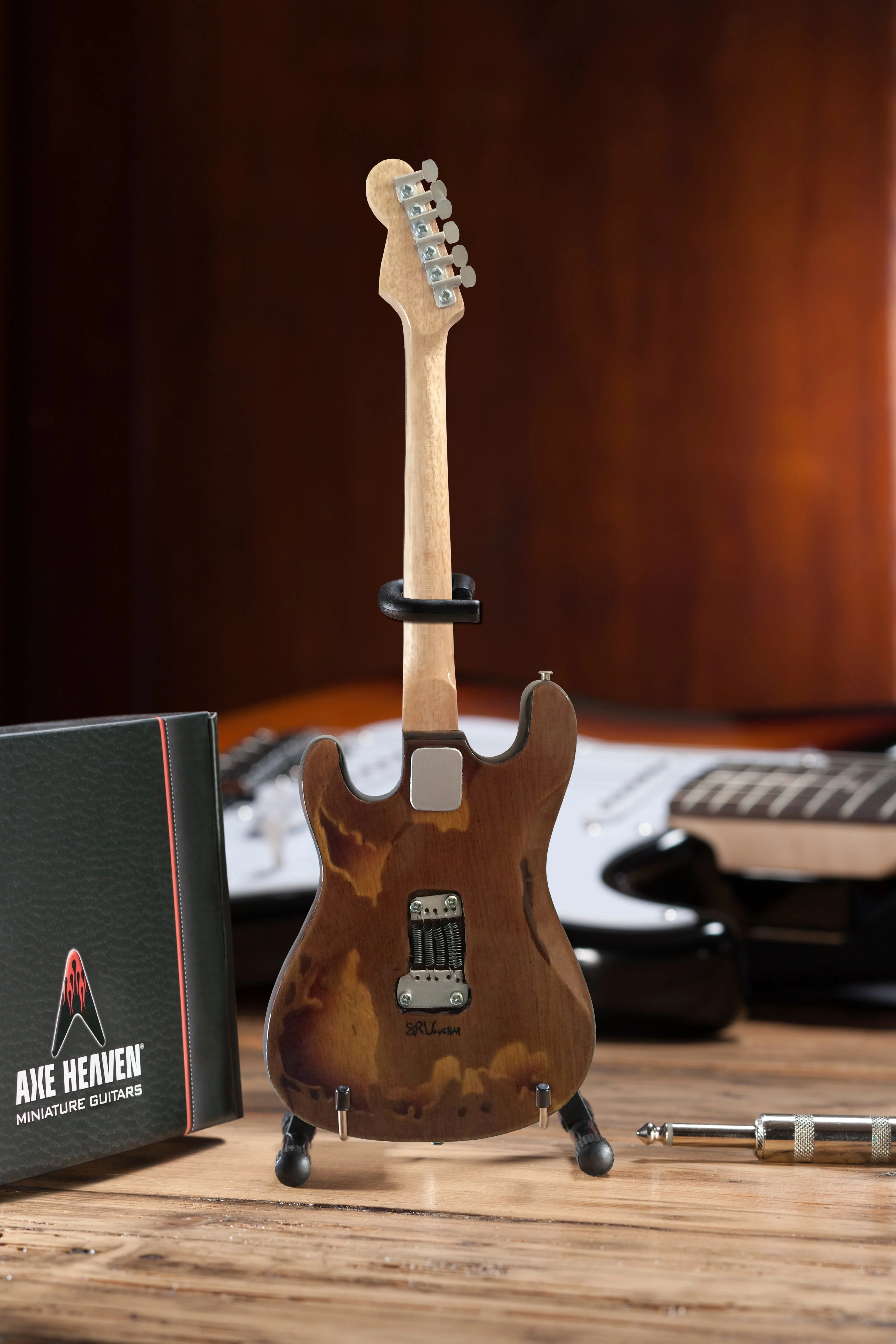 STEVIE RAY VAUGHAN SRV SET OF 2 SIGNATURE FENDER MINI GUITAR REPLICA COLLECTIBLES - OFFICIALLY LICENSED - Image 5