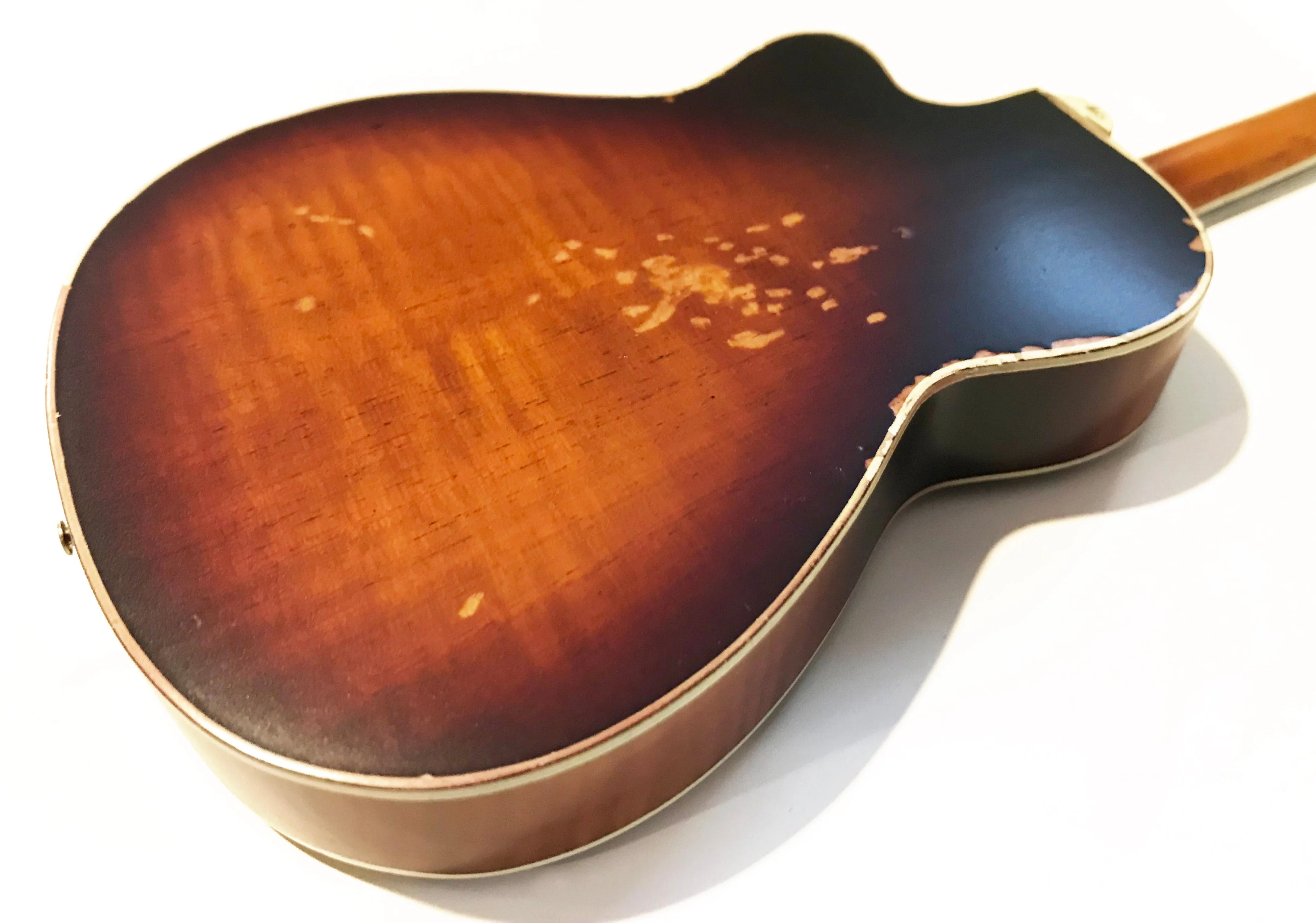 TOBY KEITH SIGNATURE SUNBURST ACOUSTIC MINI GUITAR MODEL - Image 5