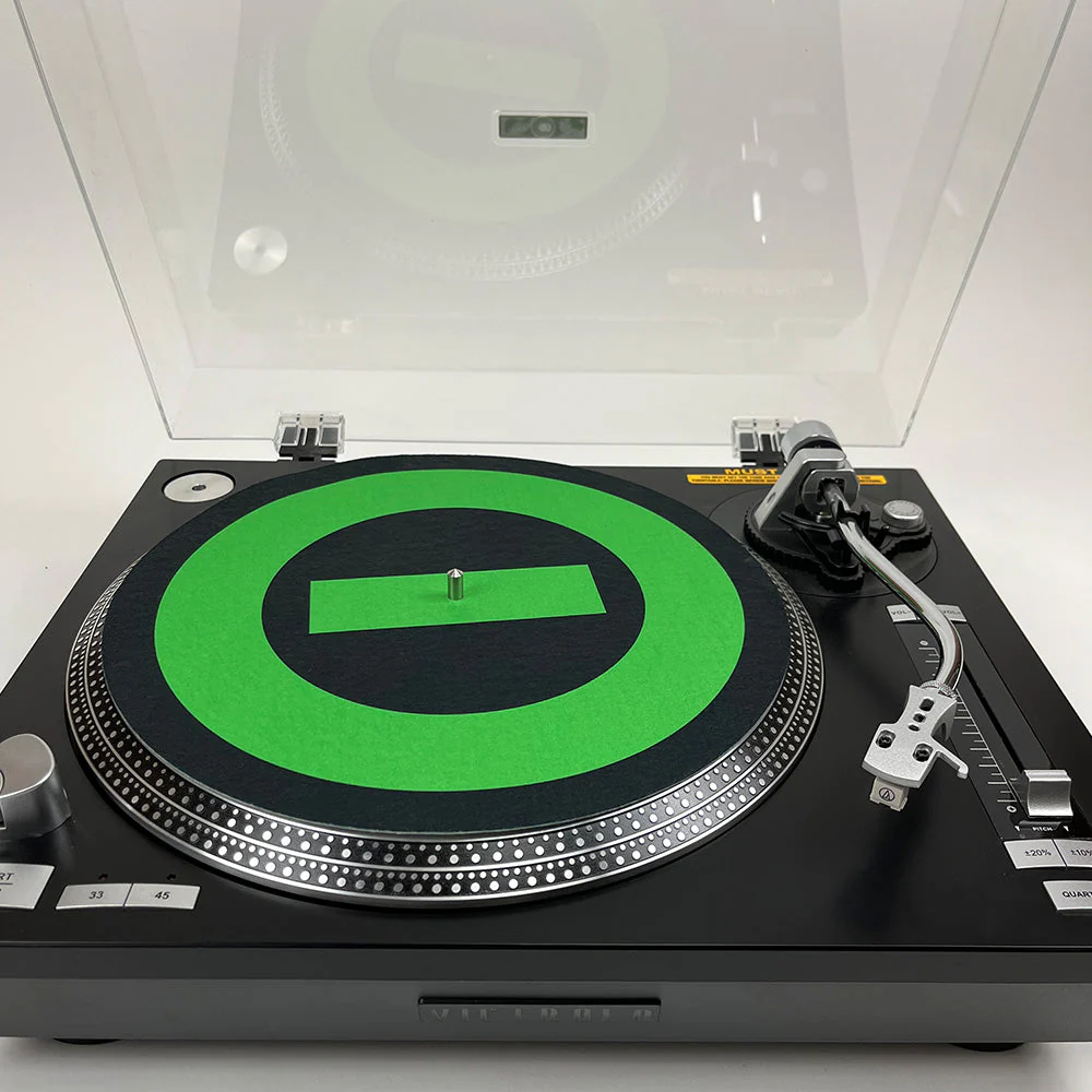 TYPE O NEGATIVE X REVOLVER 'LIMITED EDITION DONUT SLIPMAT' - Image 4