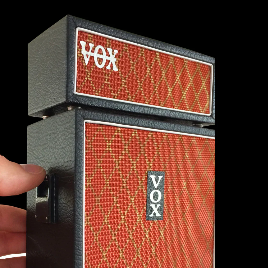 VOX VINTAGE ENGLAND STYLE MINI AMP - Image 2